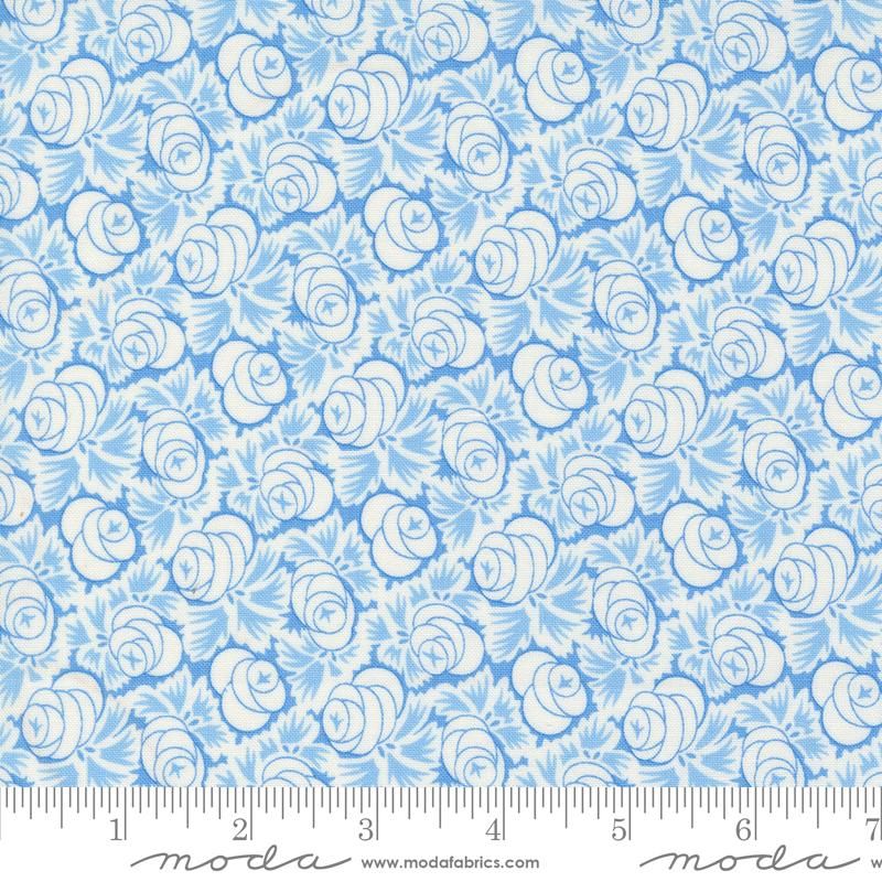 Denim  Daisies Blå roser tett i tett - 50cm